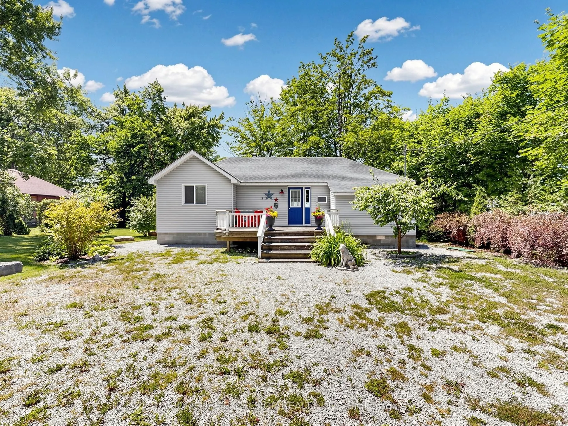 2156 Lakeshore Drive