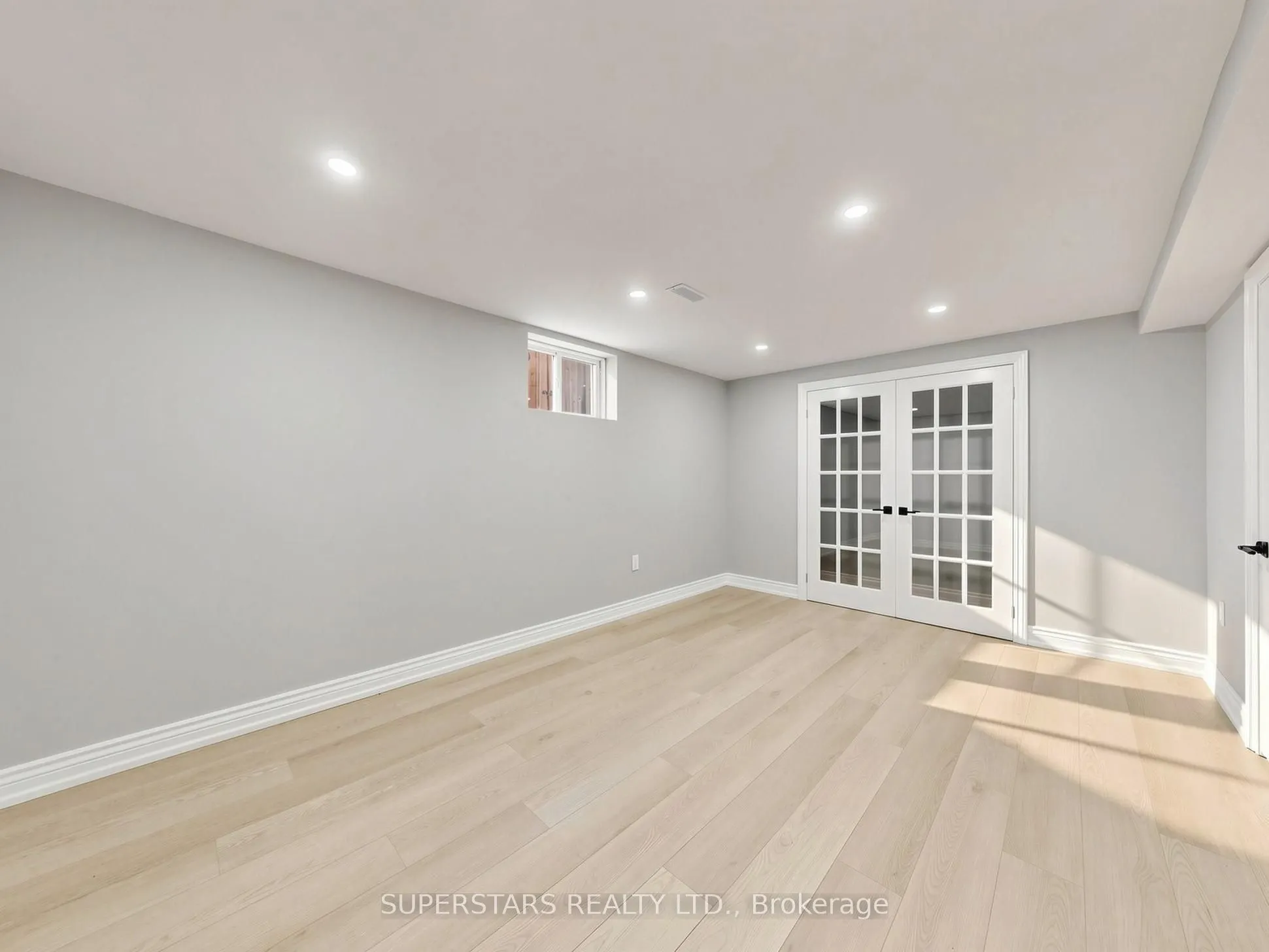 75 Ambler Bay