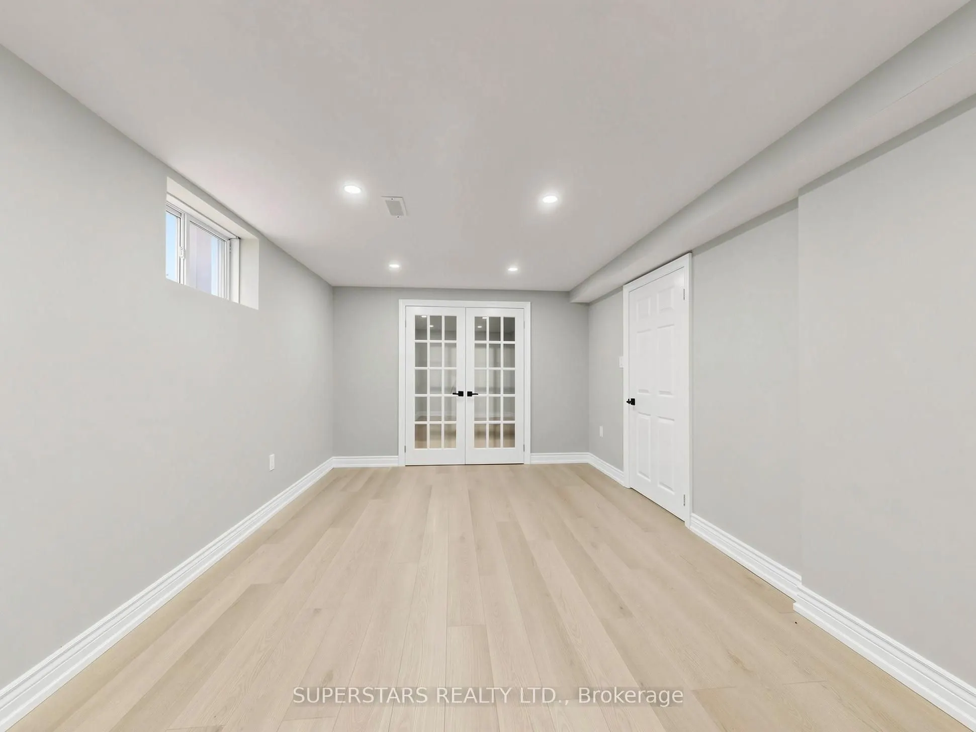 75 Ambler Bay