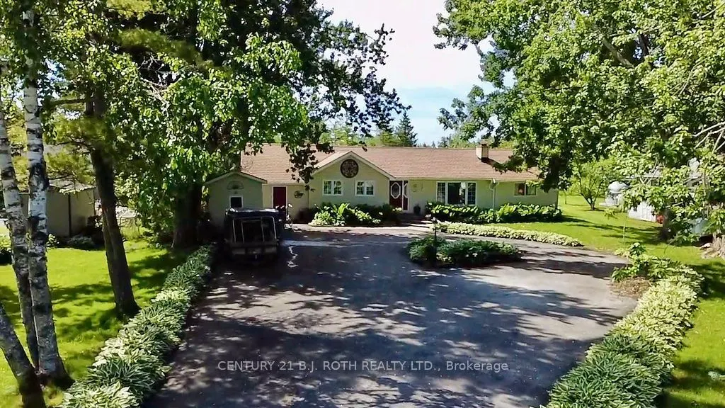 16 Old Indian Trail W