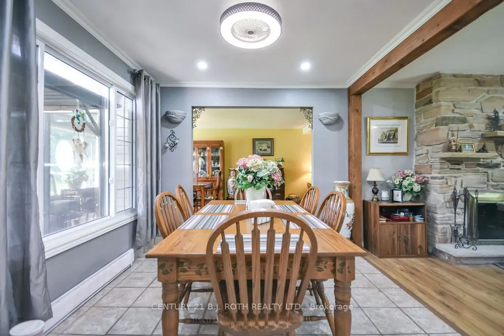 16 Old Indian Trail W