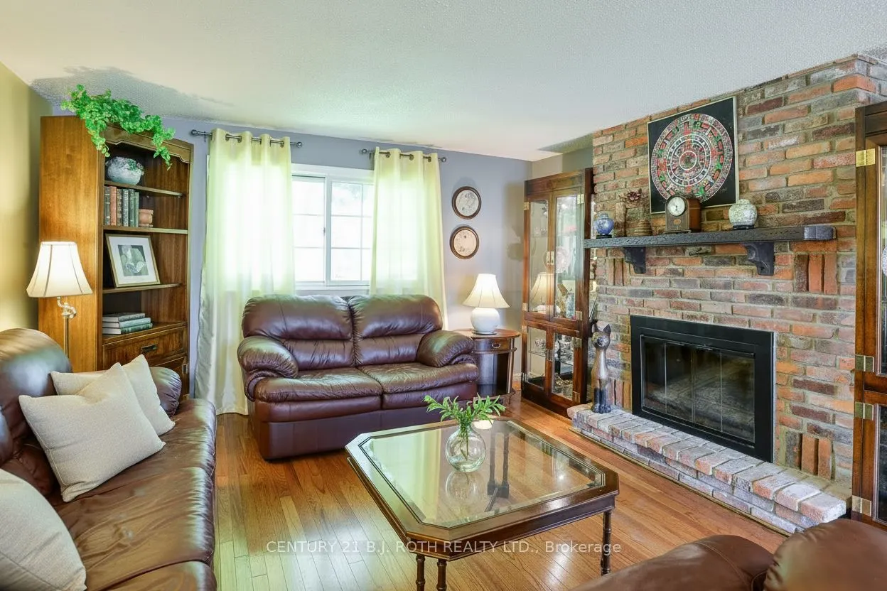 16 Old Indian Trail W