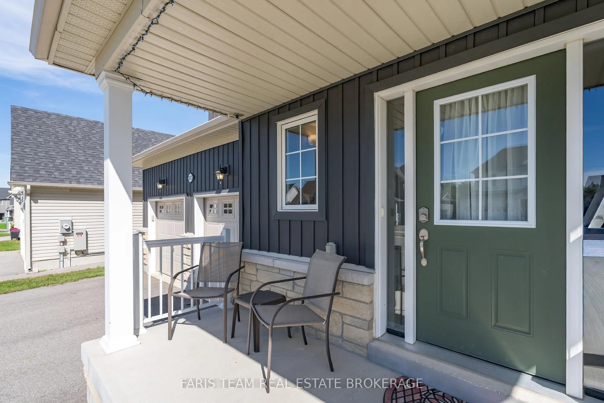 207 Springfield Crescent