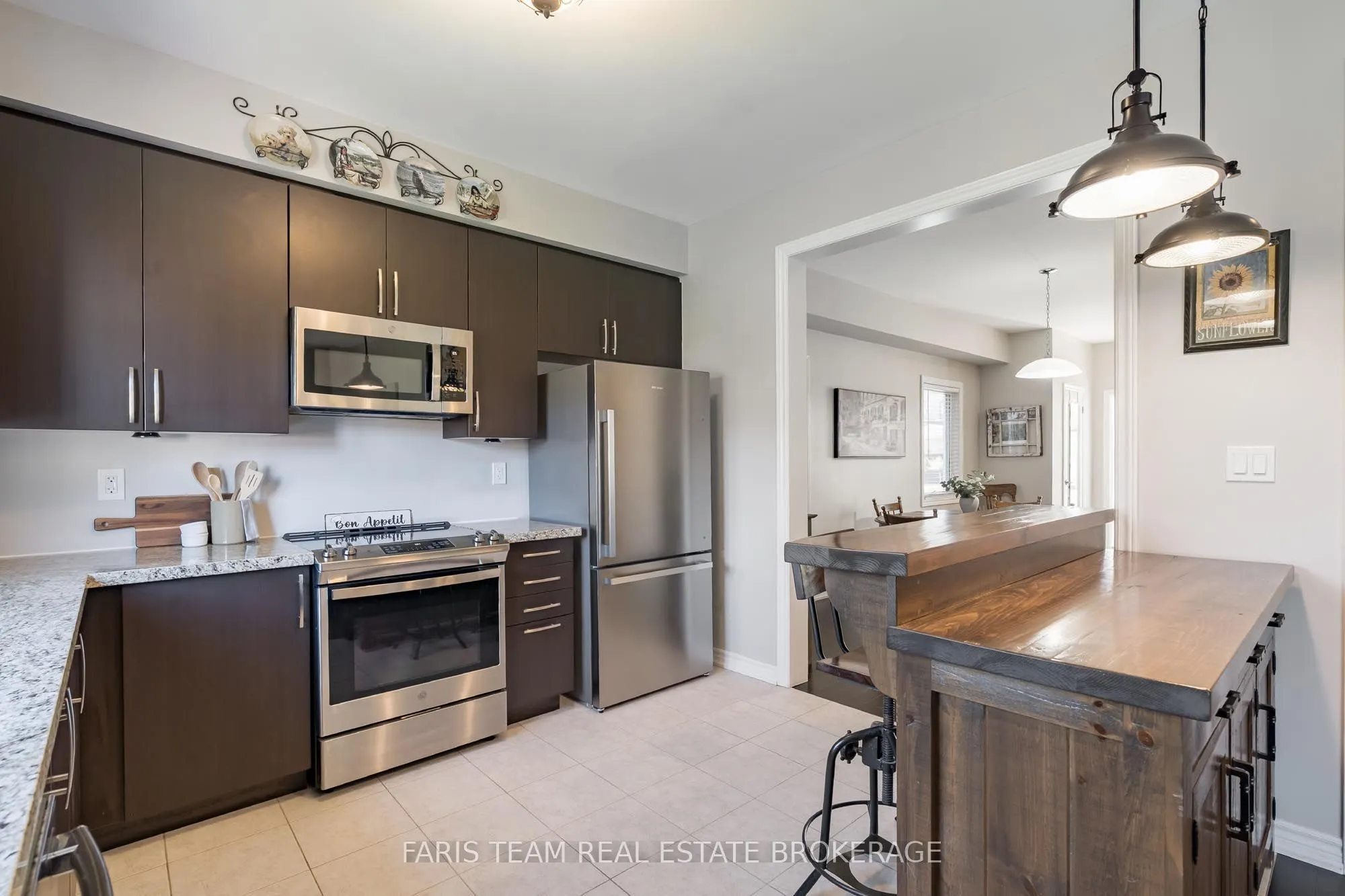 207 Springfield Crescent