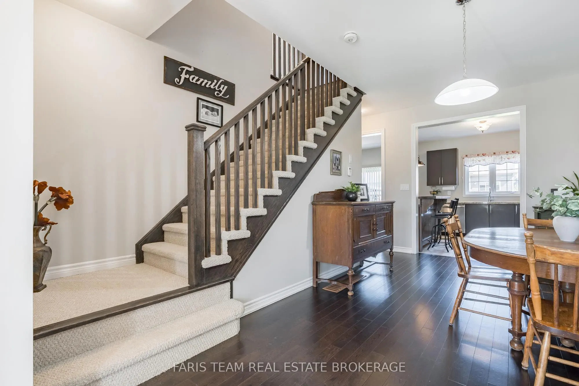 207 Springfield Crescent