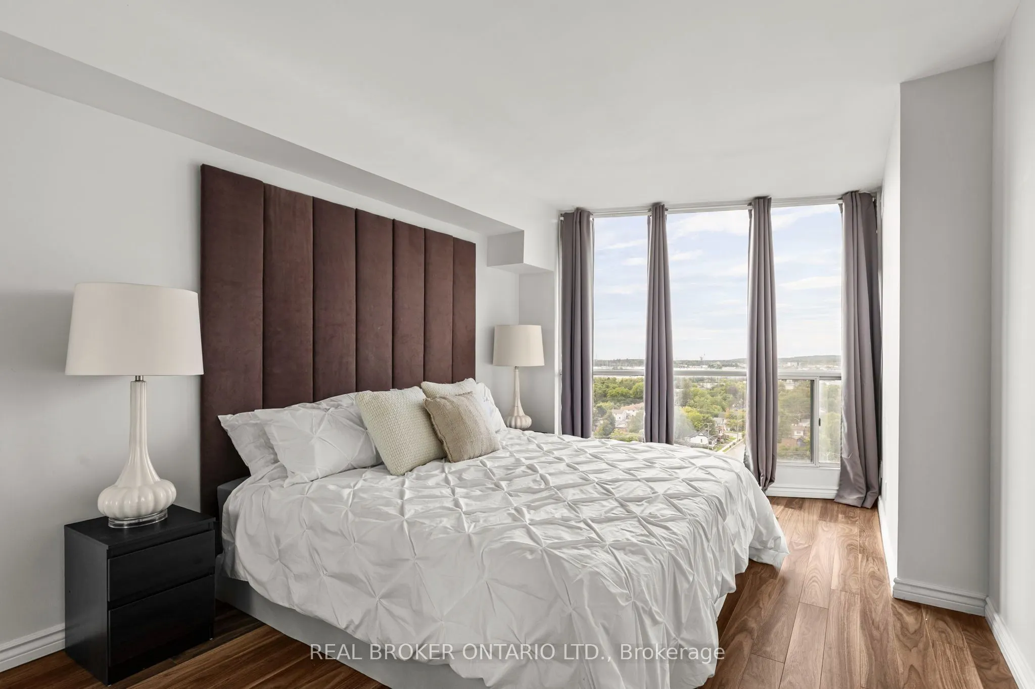 65 Ellen Street #1407