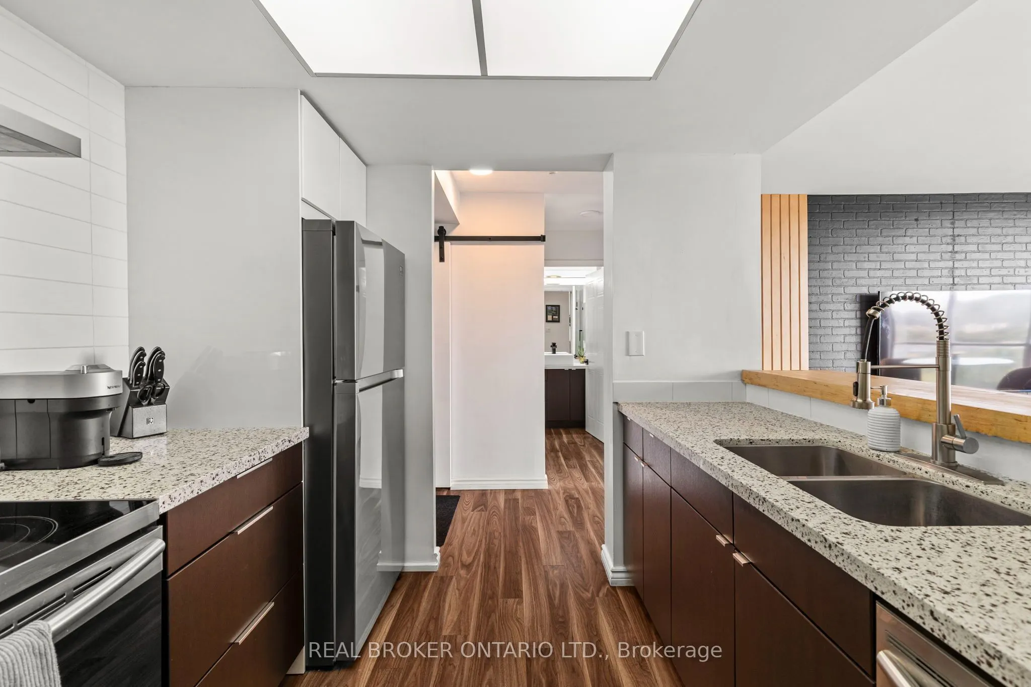 65 Ellen Street #1407