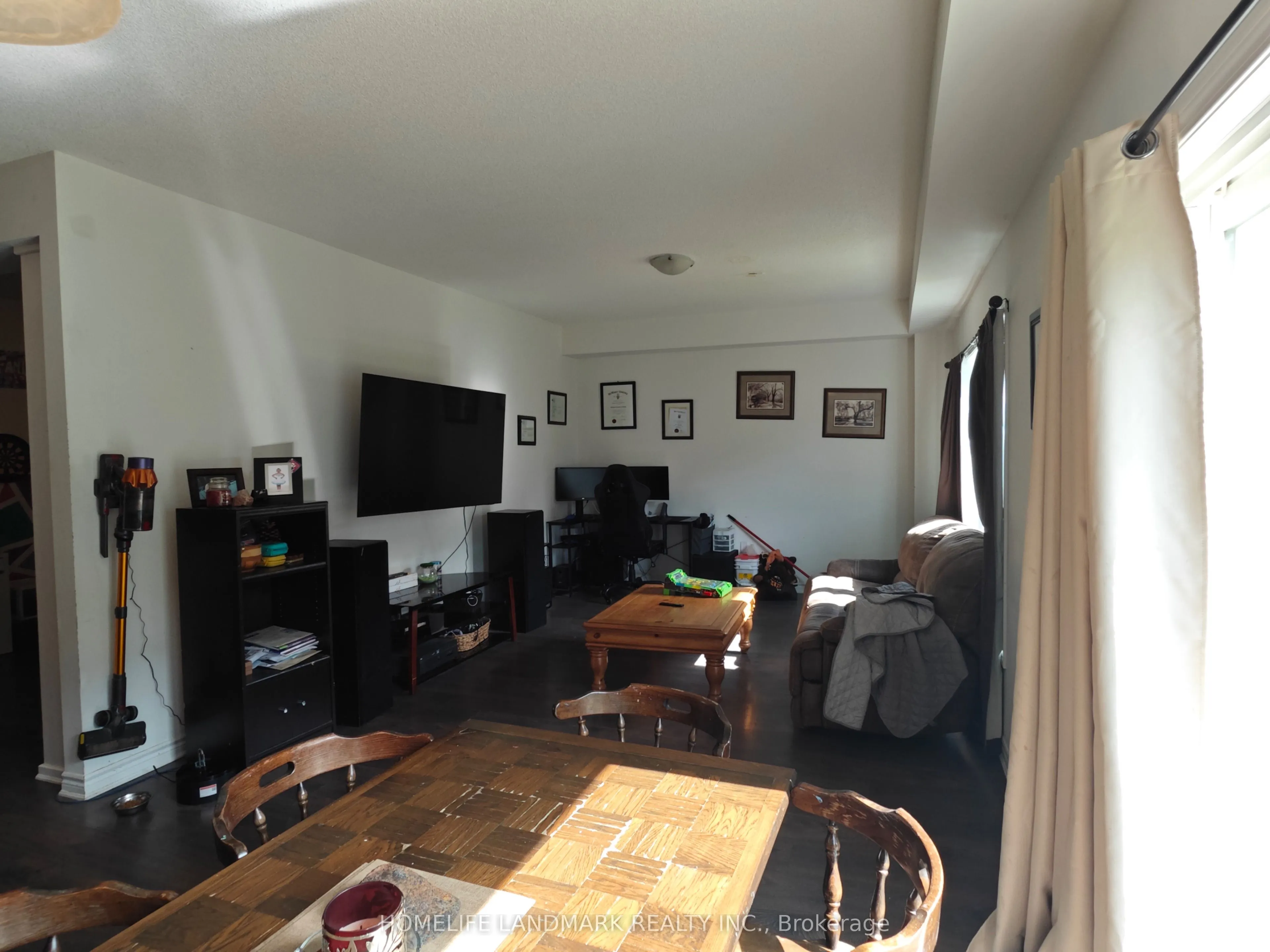 12 Catamaran Drive