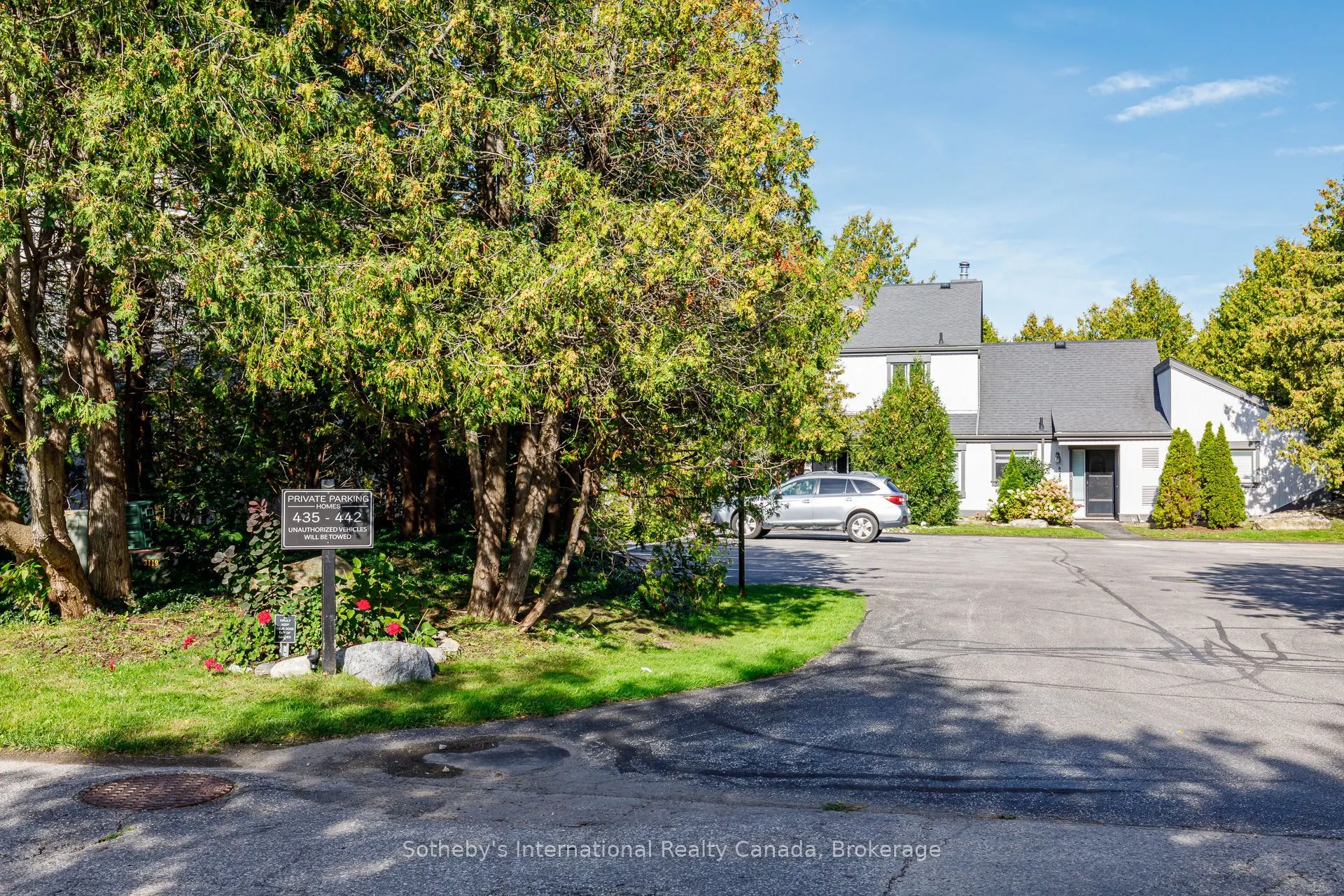 442 Oxbow Crescent #11
