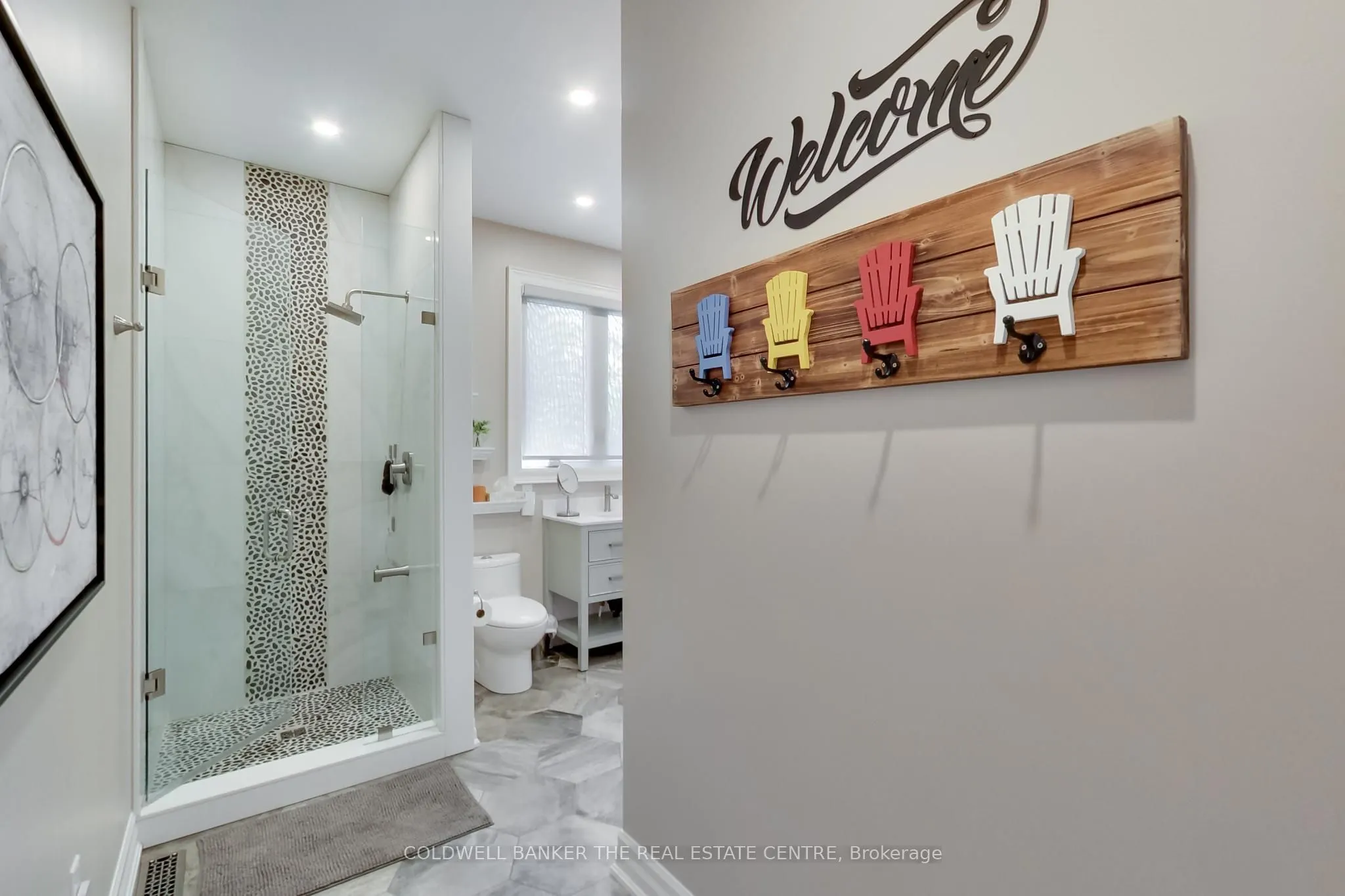 224 Lakeshore Road E
