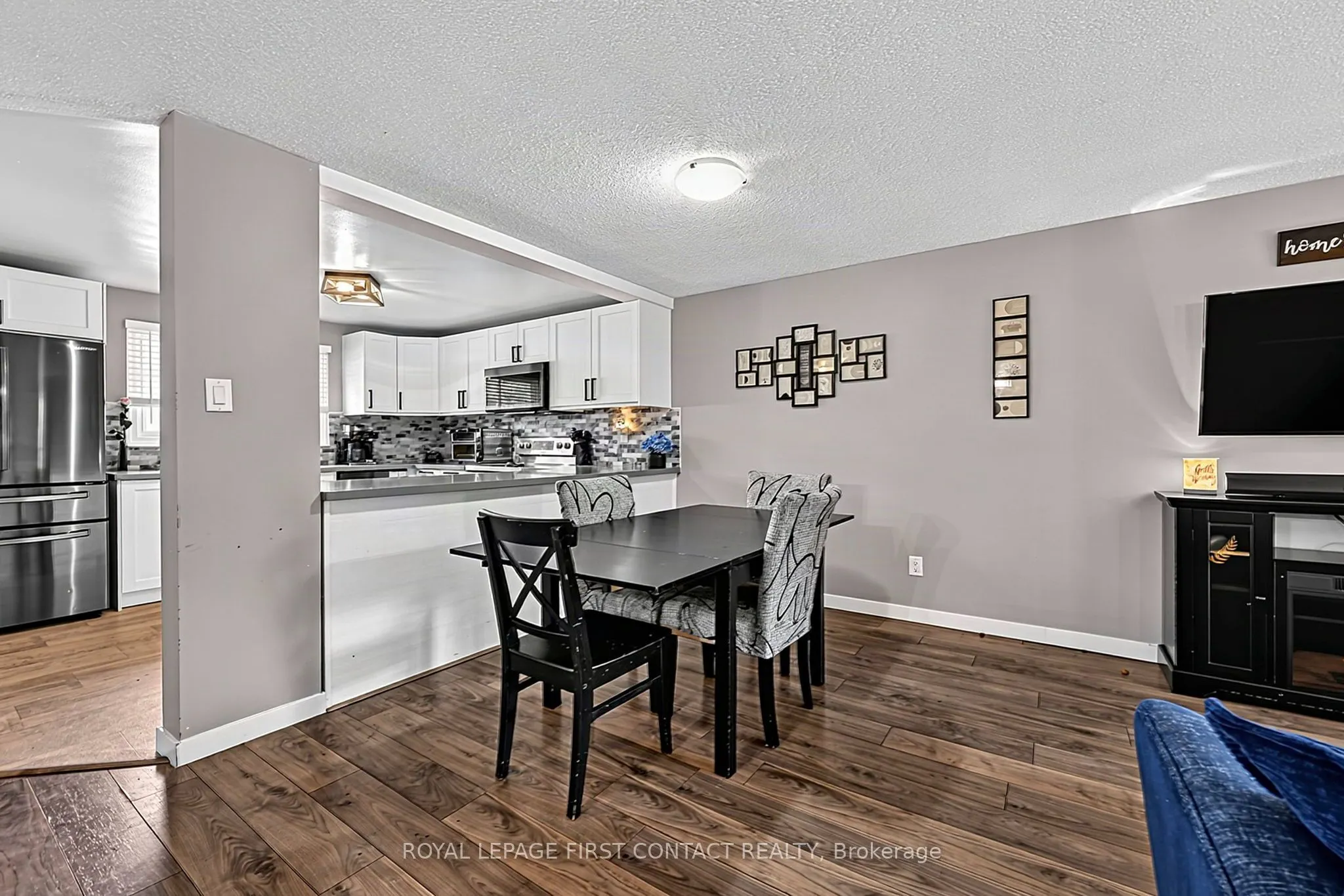 233 Innisfil Street #8