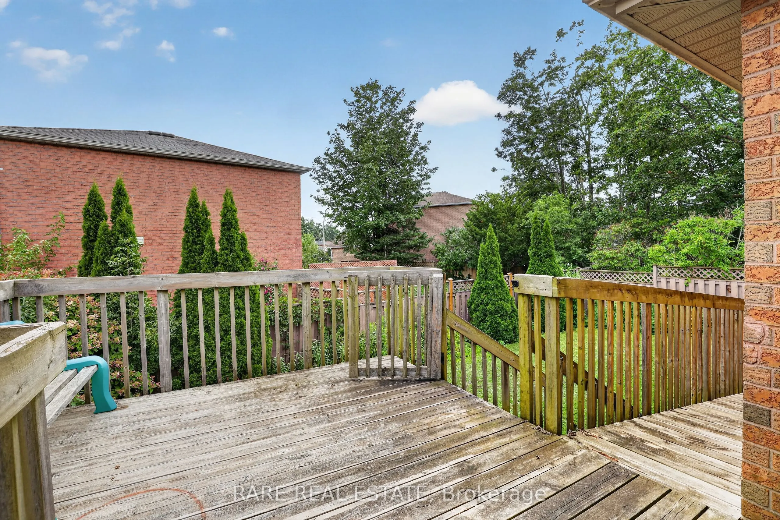 7 Longman Drive