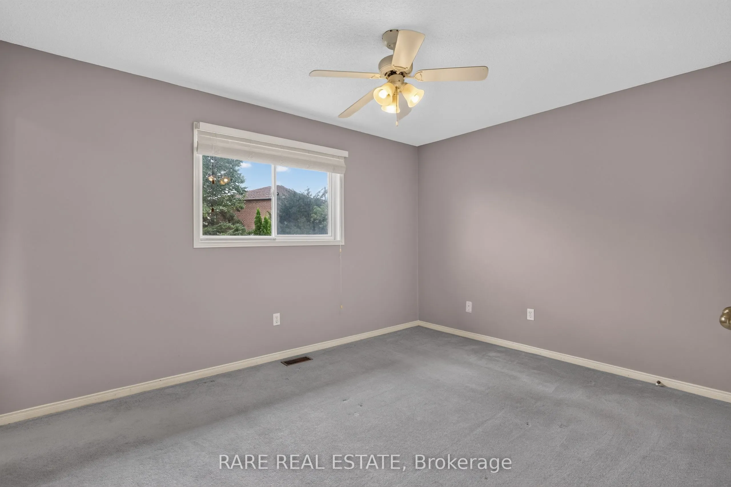 7 Longman Drive