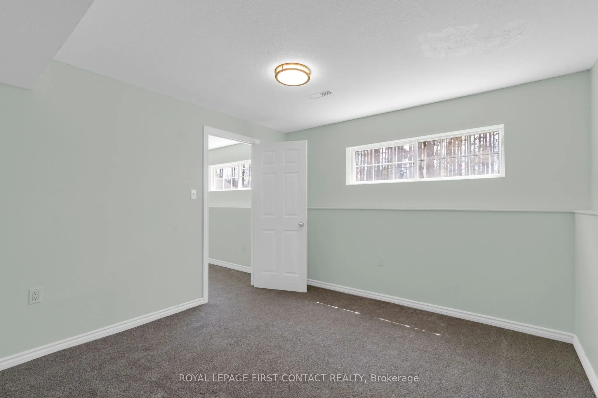 2228 Monck Road