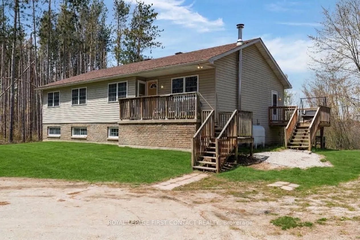 2228 Monck Road