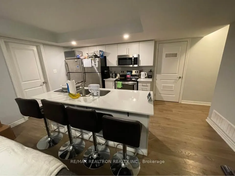 252 Penetanguishene Road #8