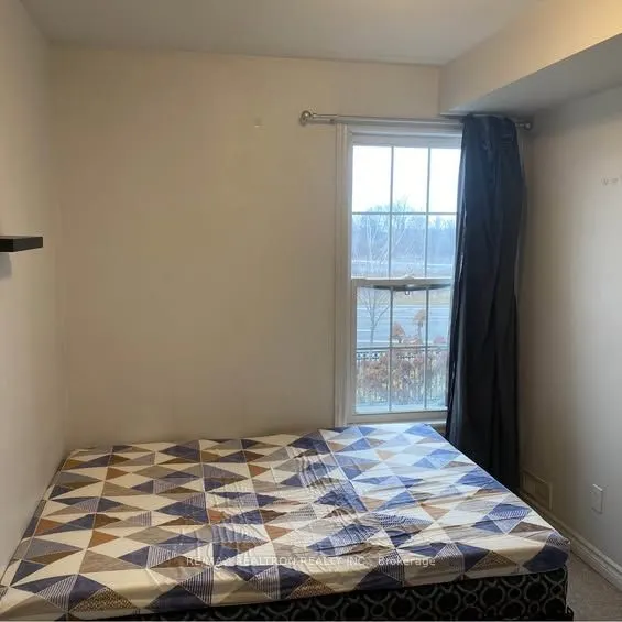 252 Penetanguishene Road #8