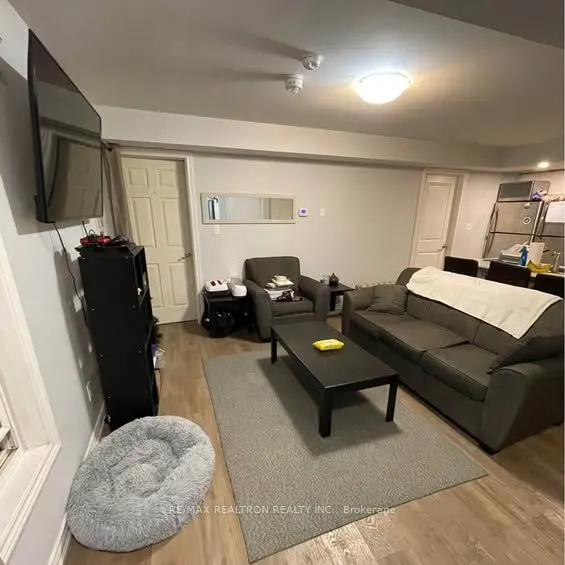 252 Penetanguishene Road #8