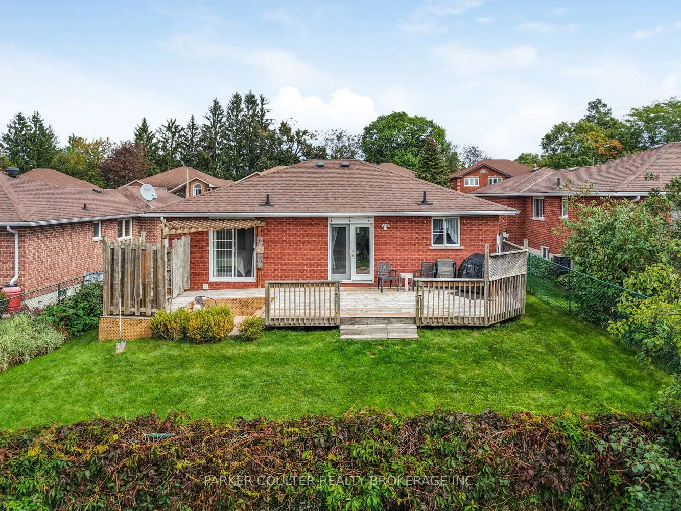 32 Carter Crescent