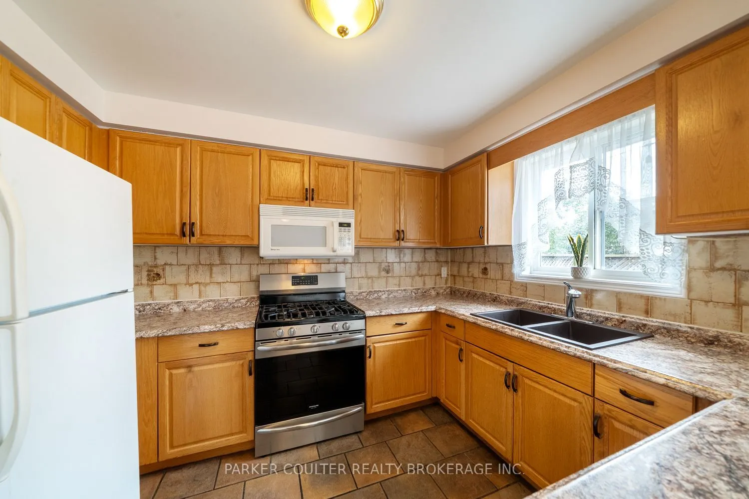 32 Carter Crescent