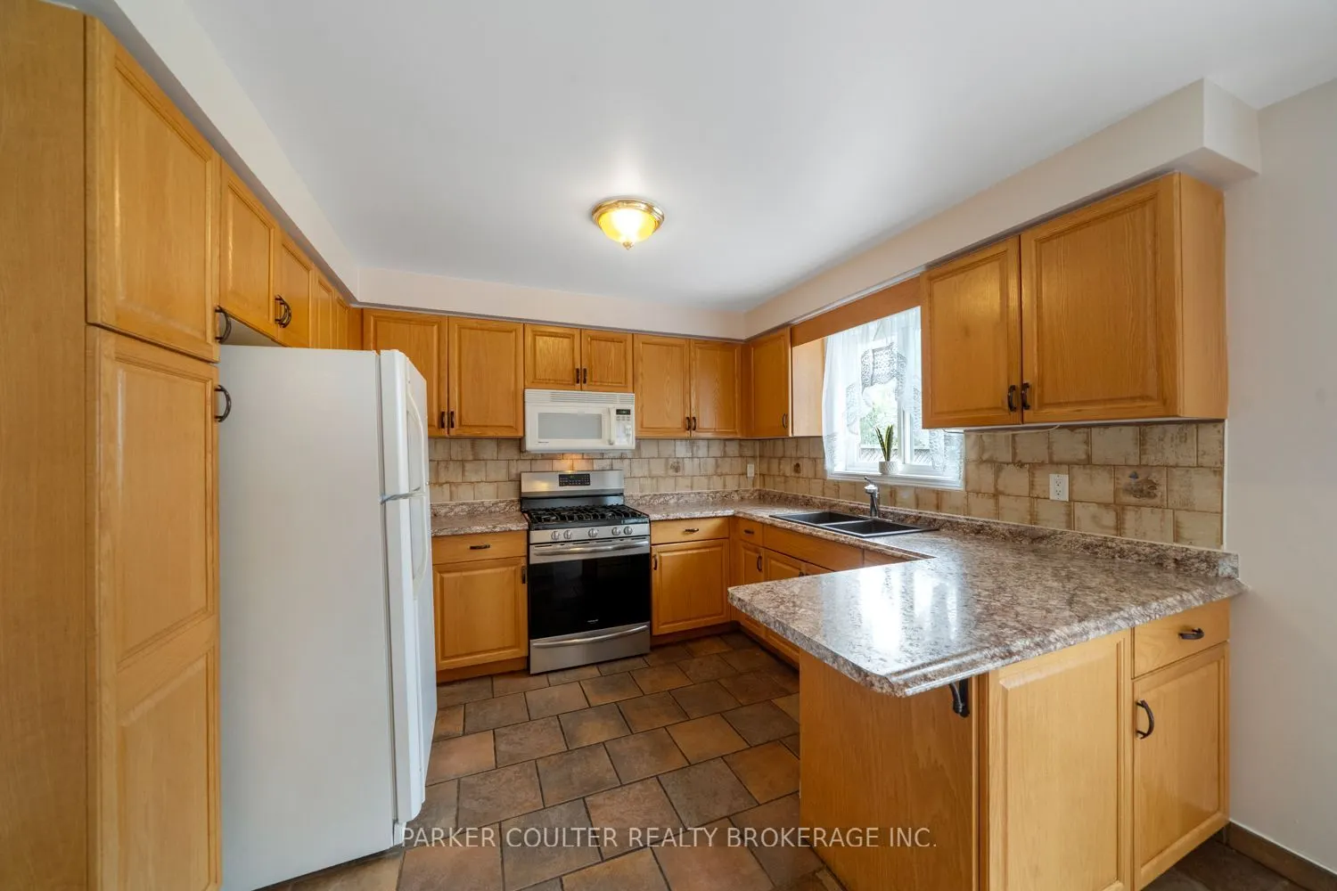32 Carter Crescent