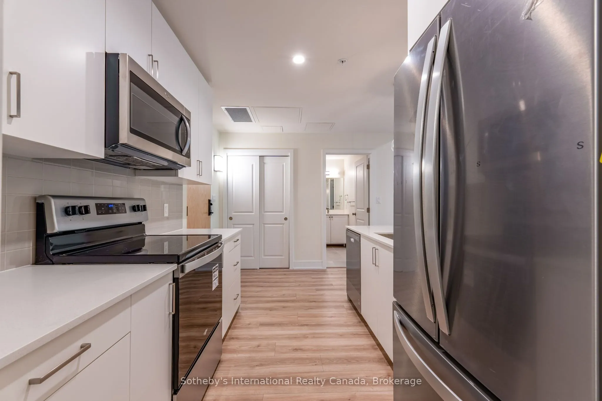 121 Mary Street #316
