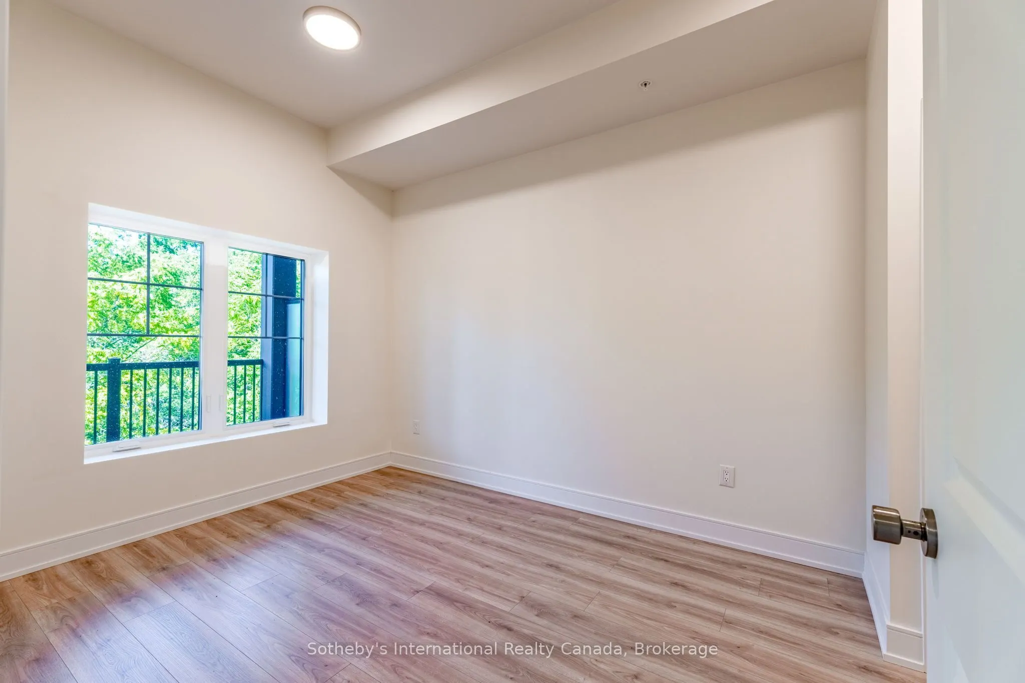 121 Mary Street #316