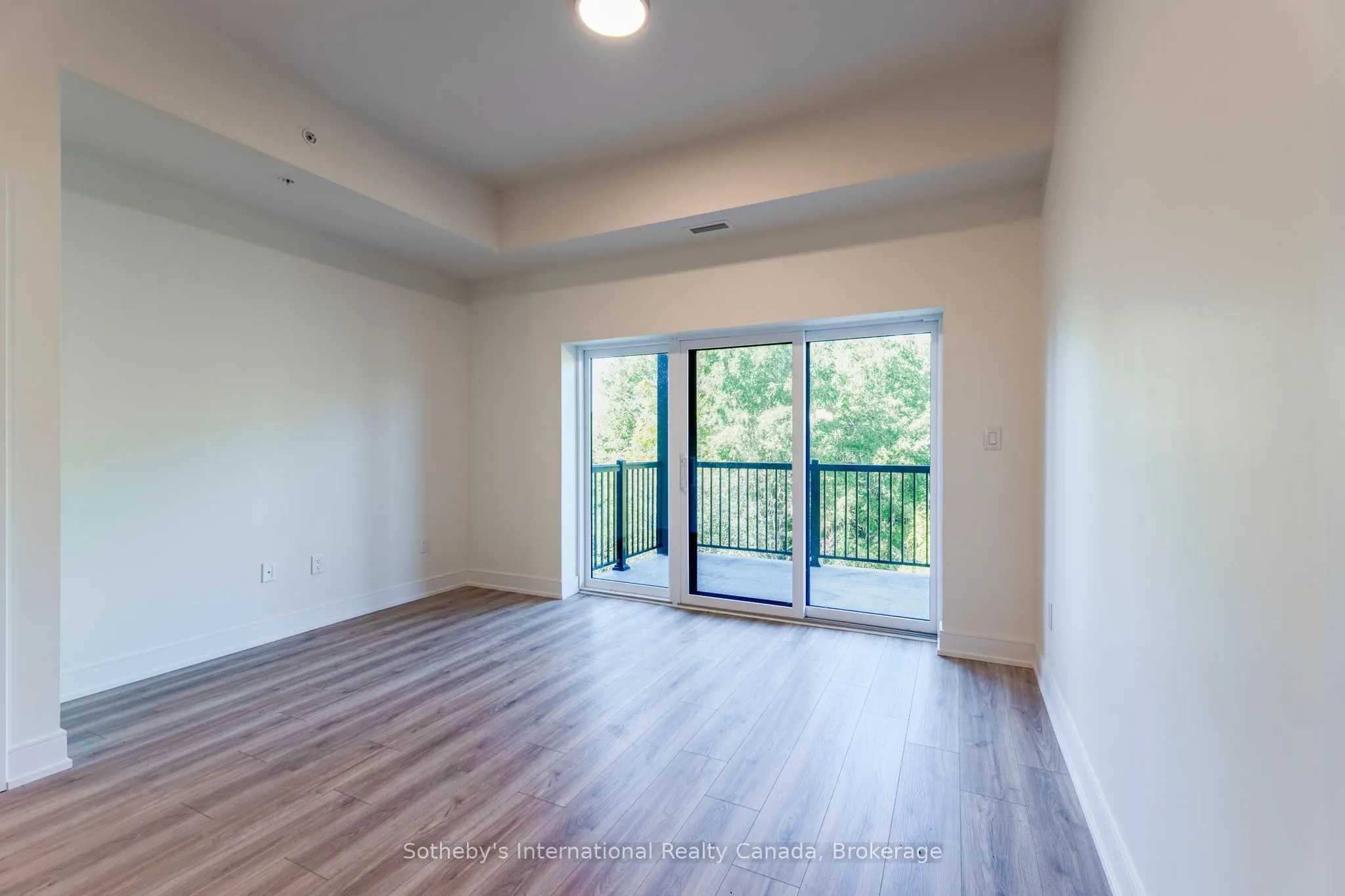 121 Mary Street #316