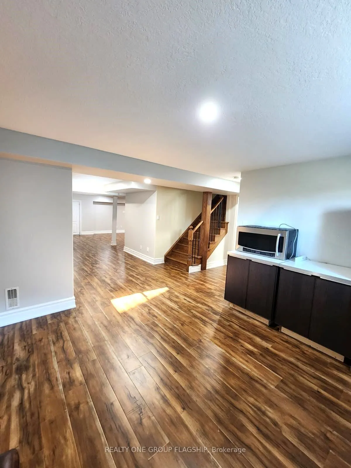 24 Wendat Trail E