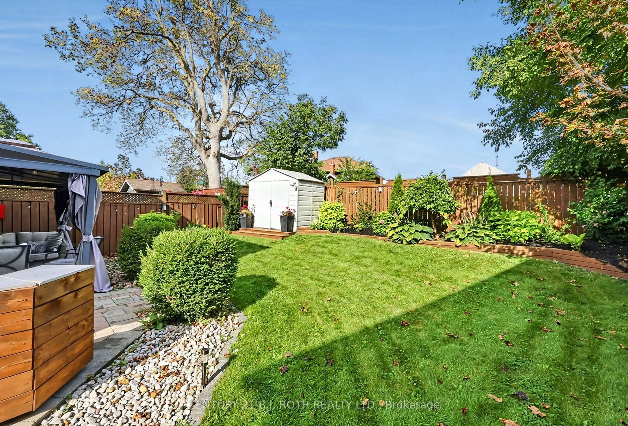 36 Aikens Crescent