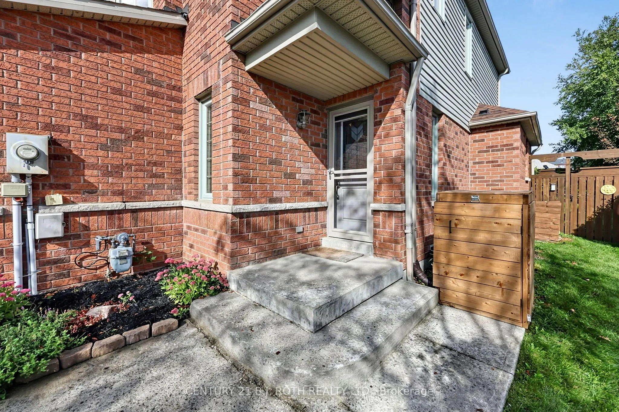 36 Aikens Crescent