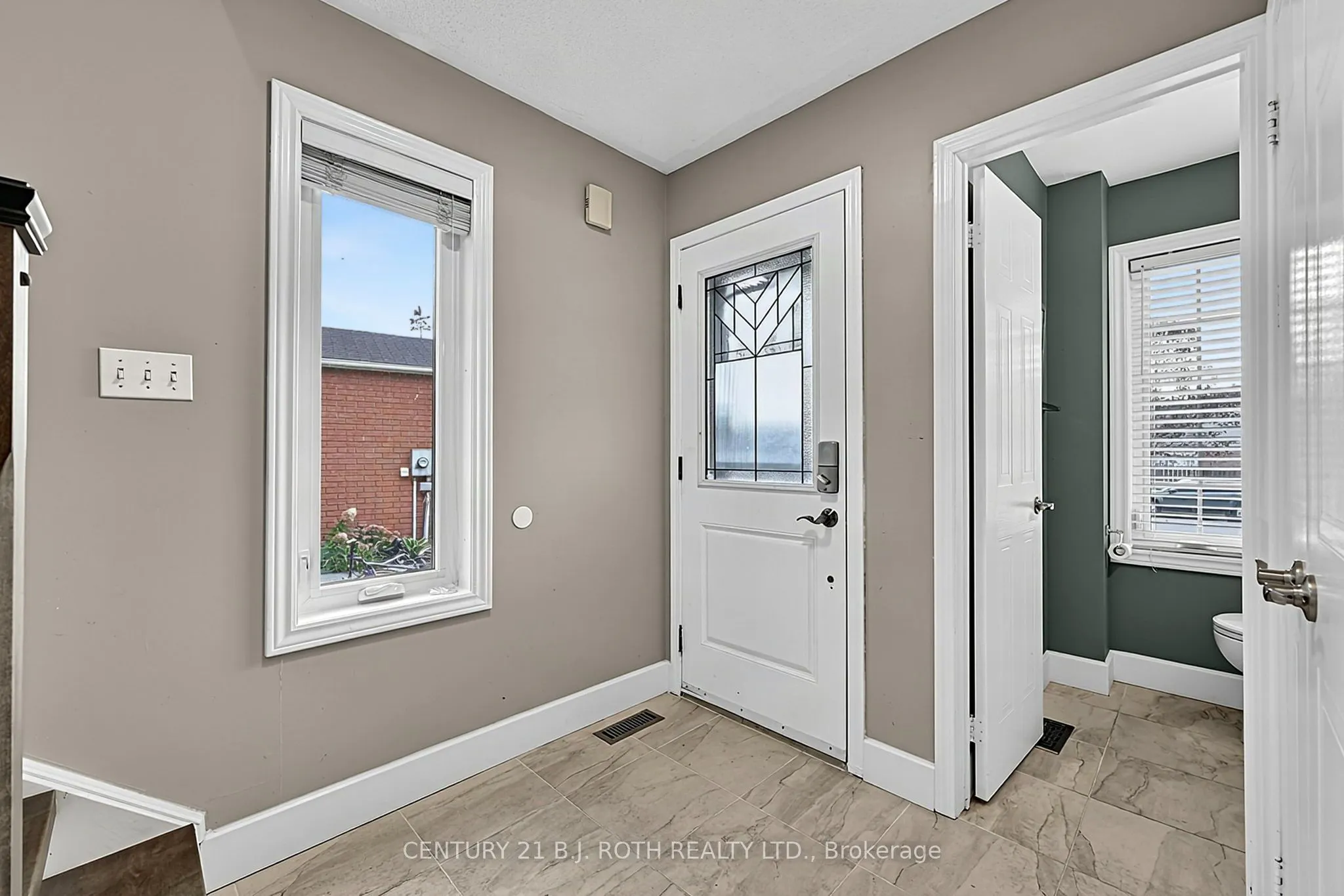 36 Aikens Crescent