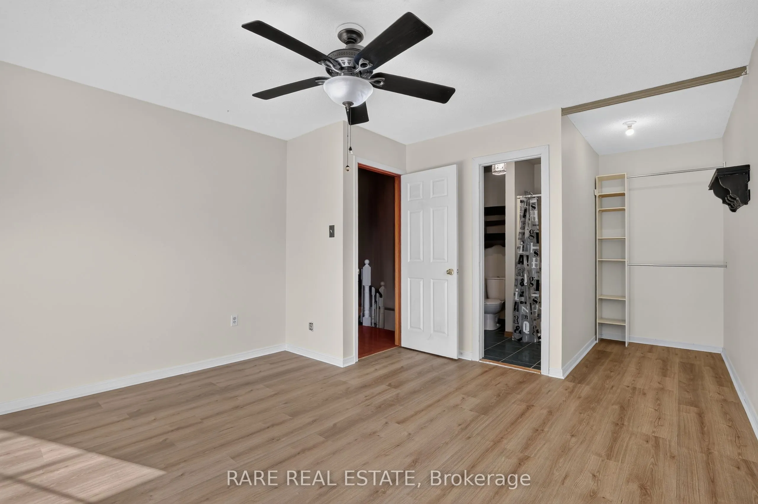 25 Edgewood Crescent