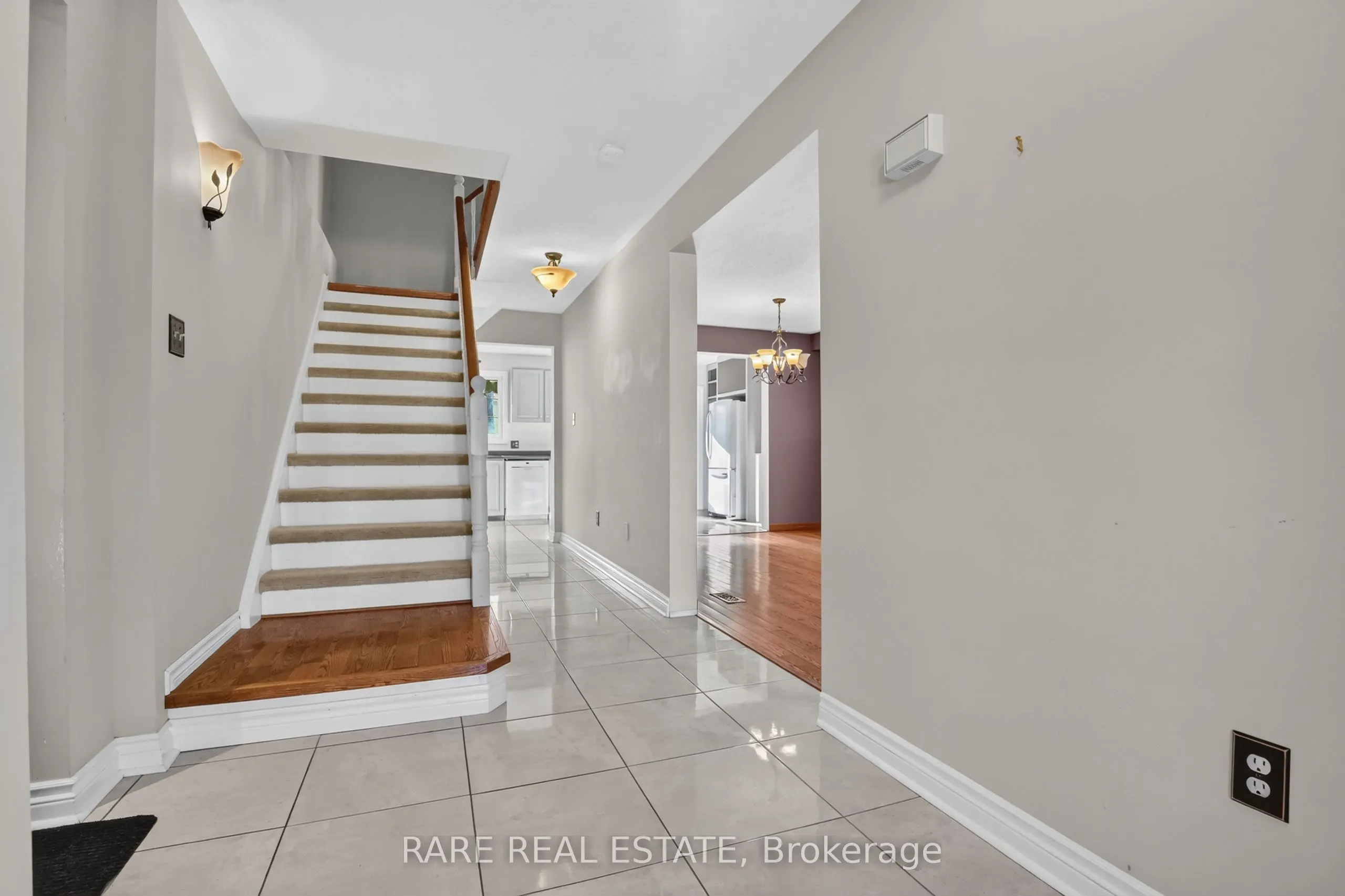 25 Edgewood Crescent