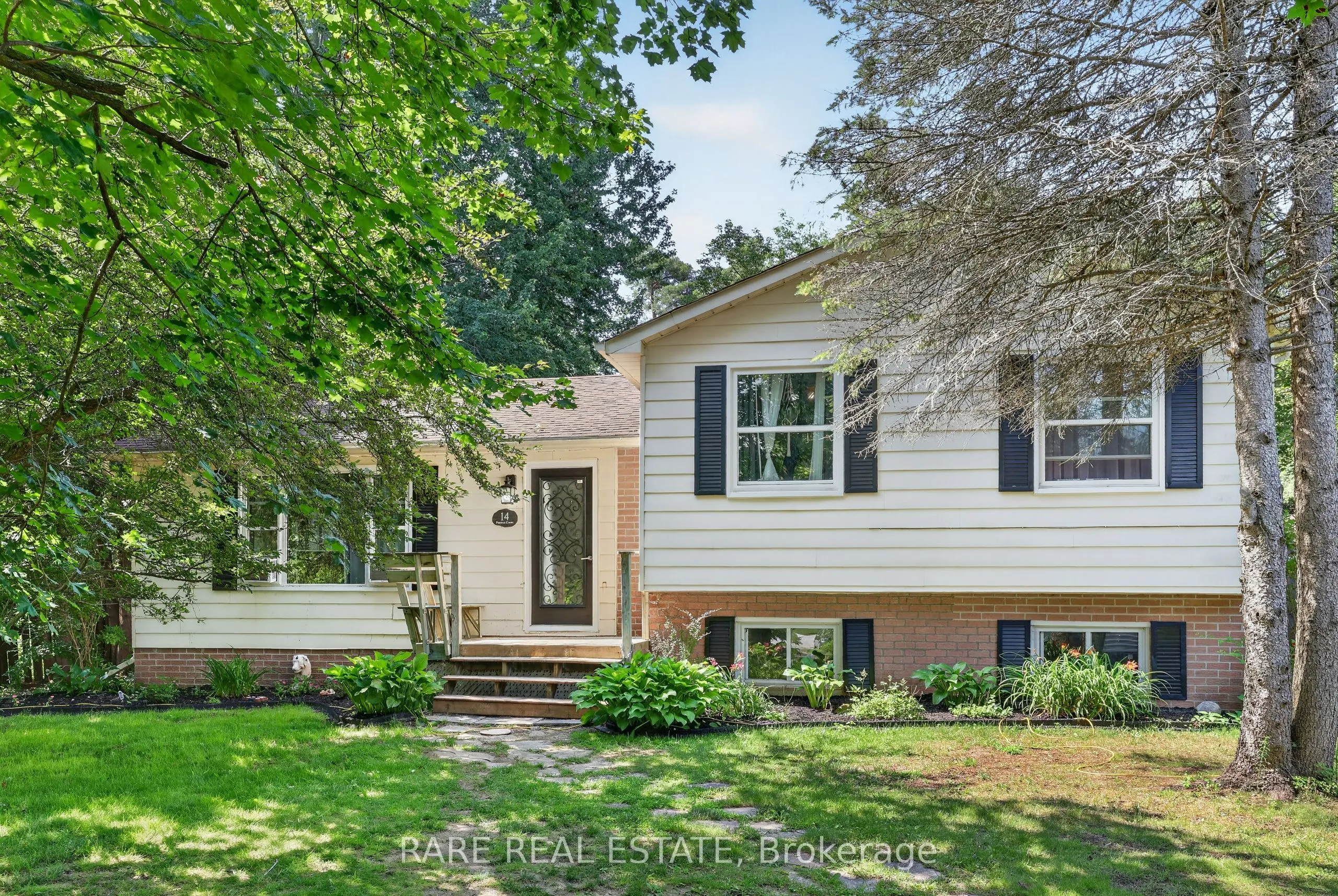14 Pineway Court