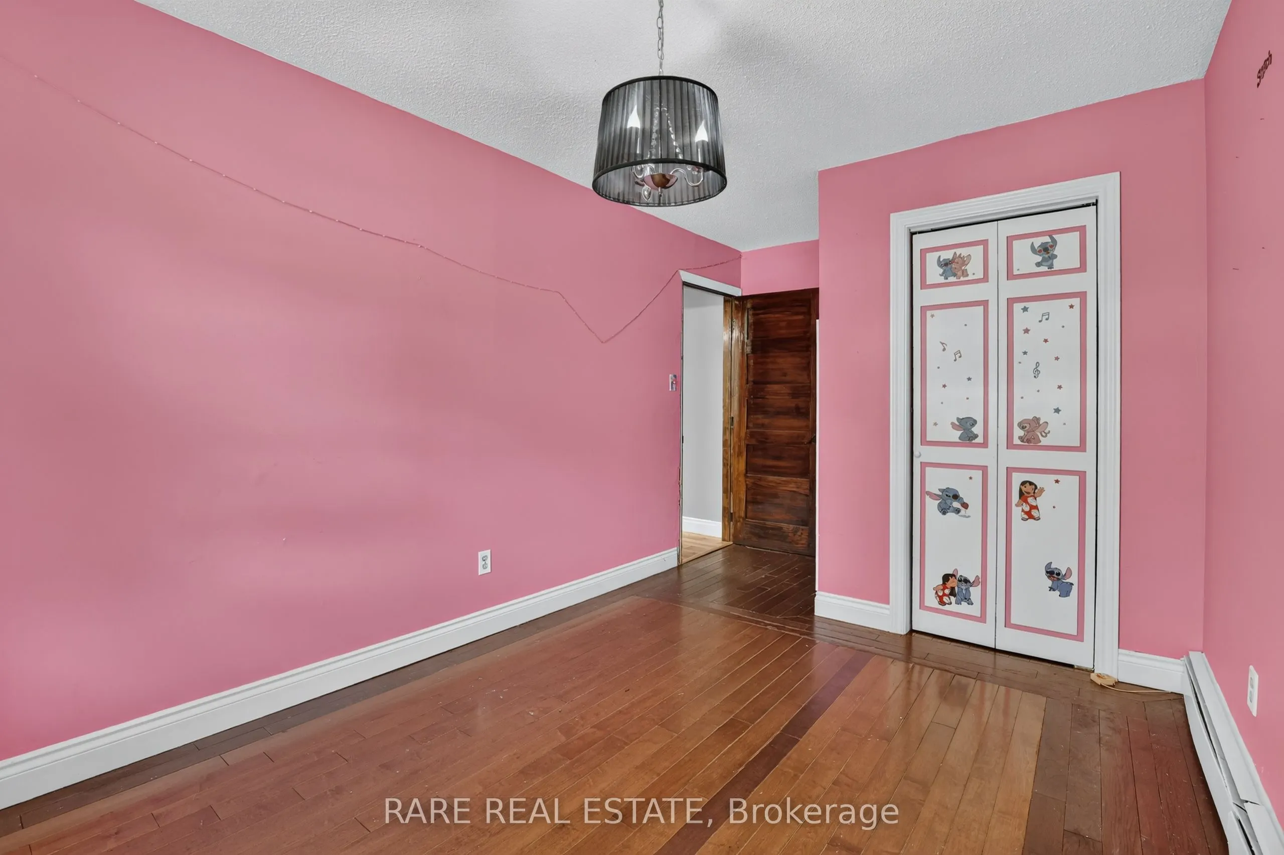 14 Pineway Court
