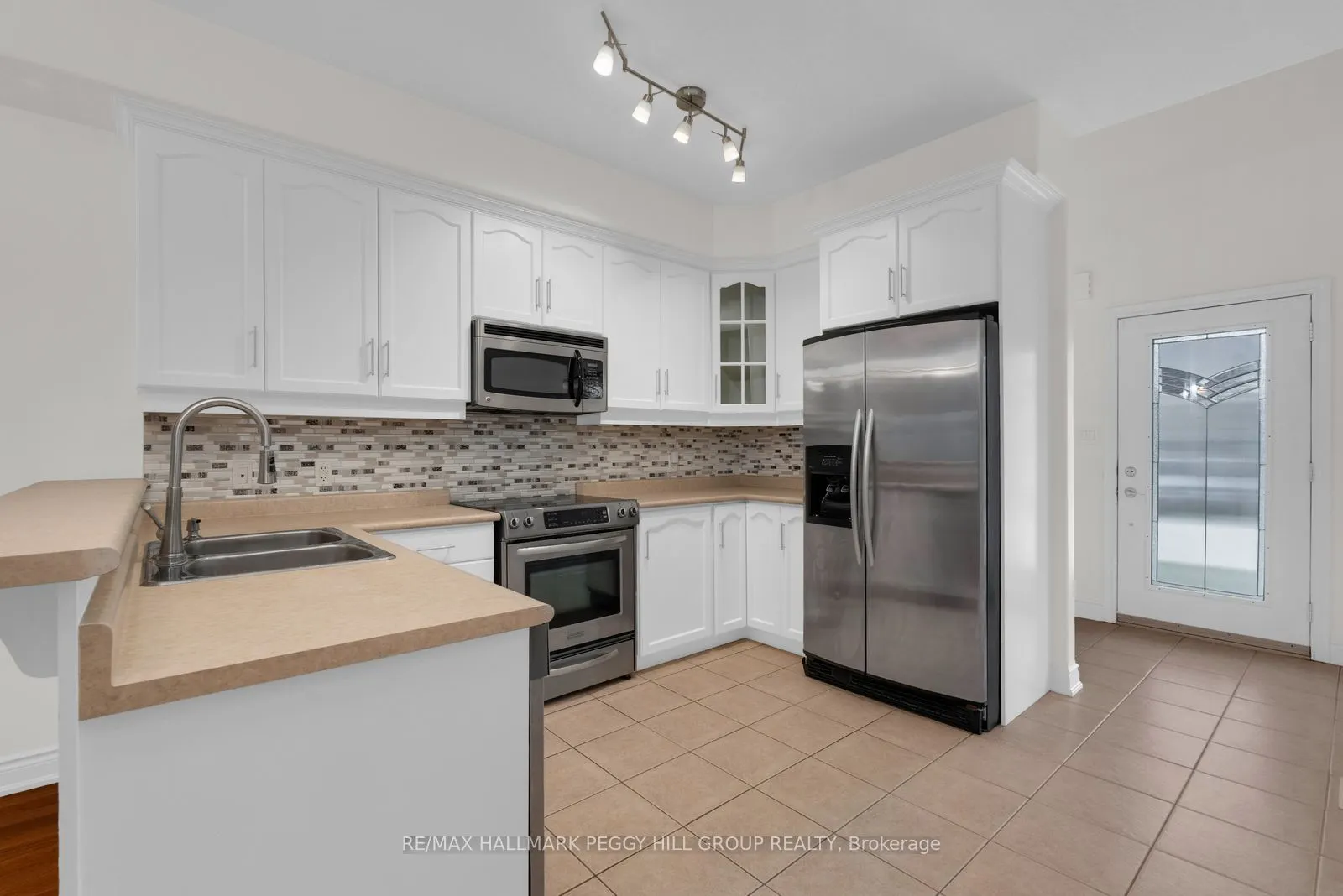 125 Huronia Road #11