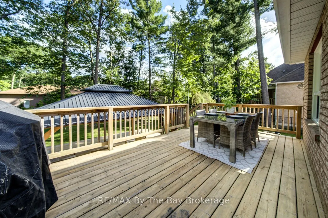 29 Downer Crescent