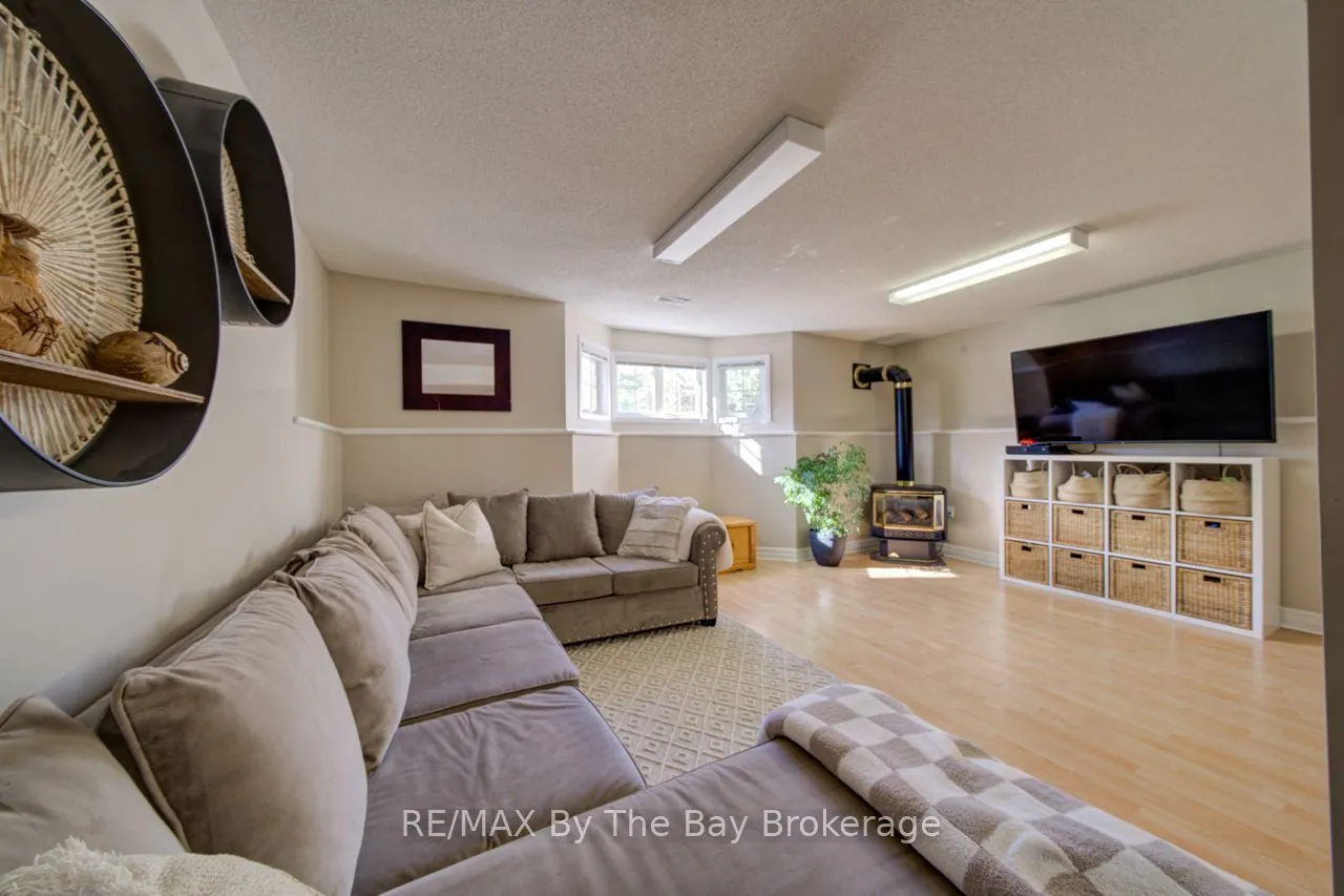 29 Downer Crescent