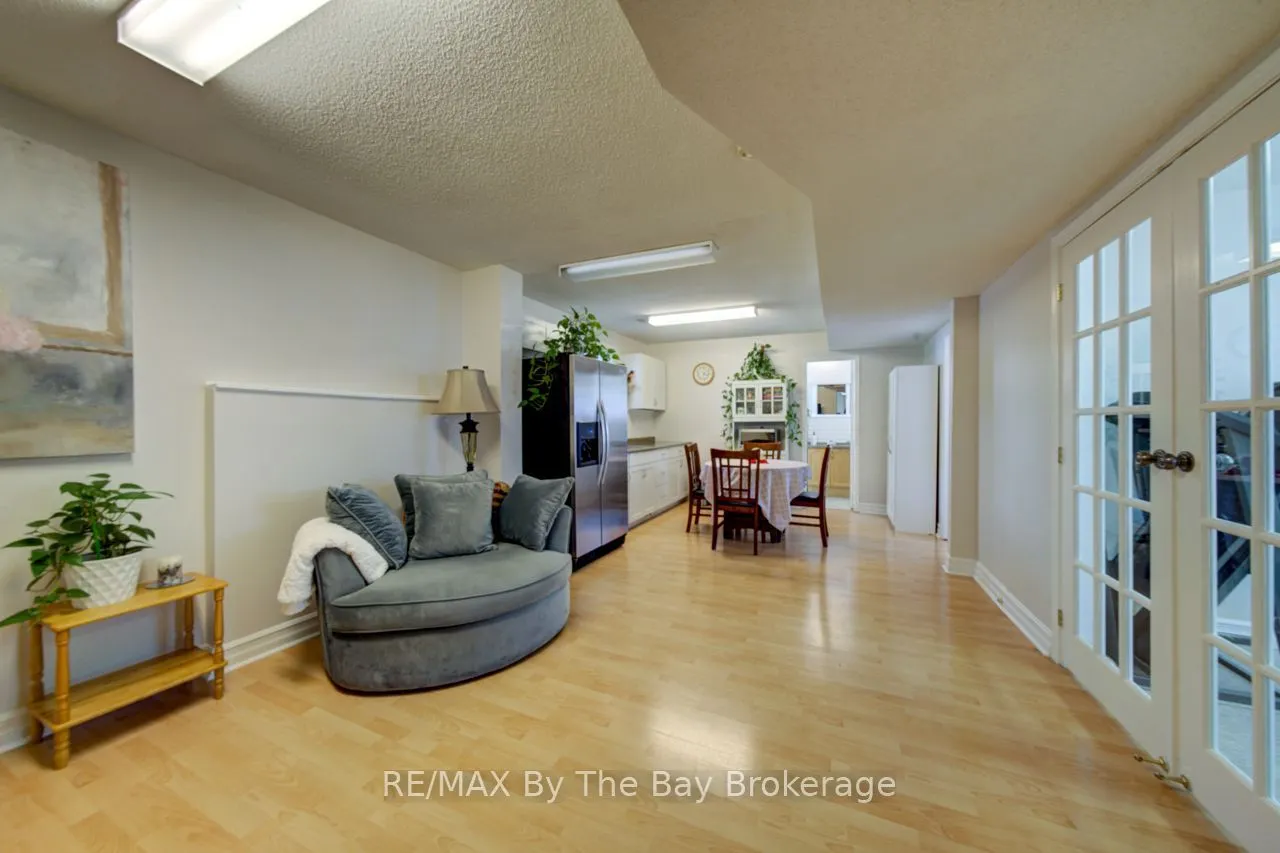29 Downer Crescent