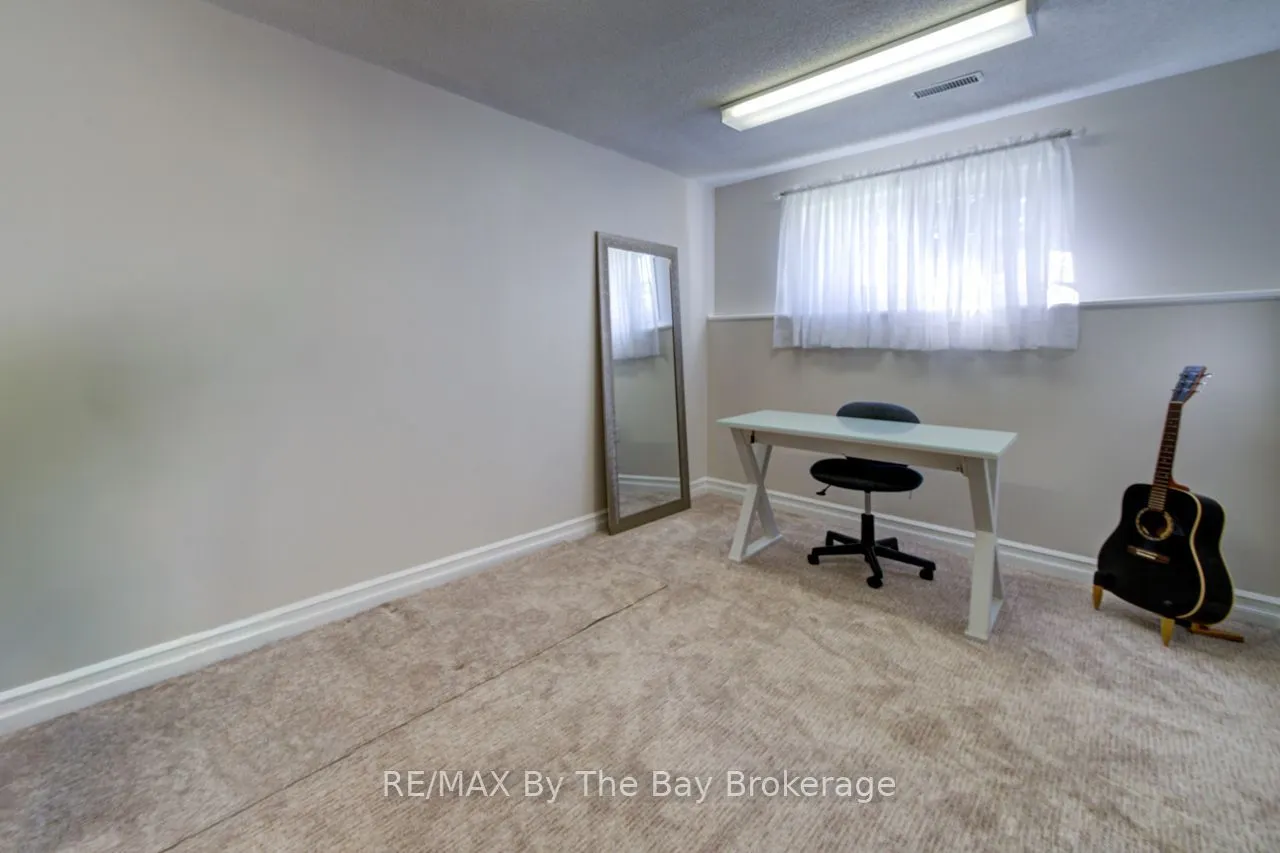29 Downer Crescent