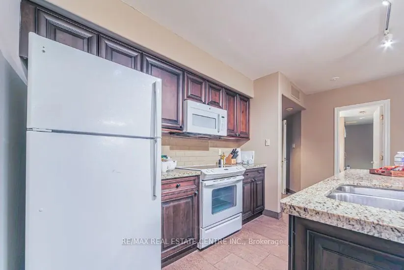 90 Highland Drive #2072
