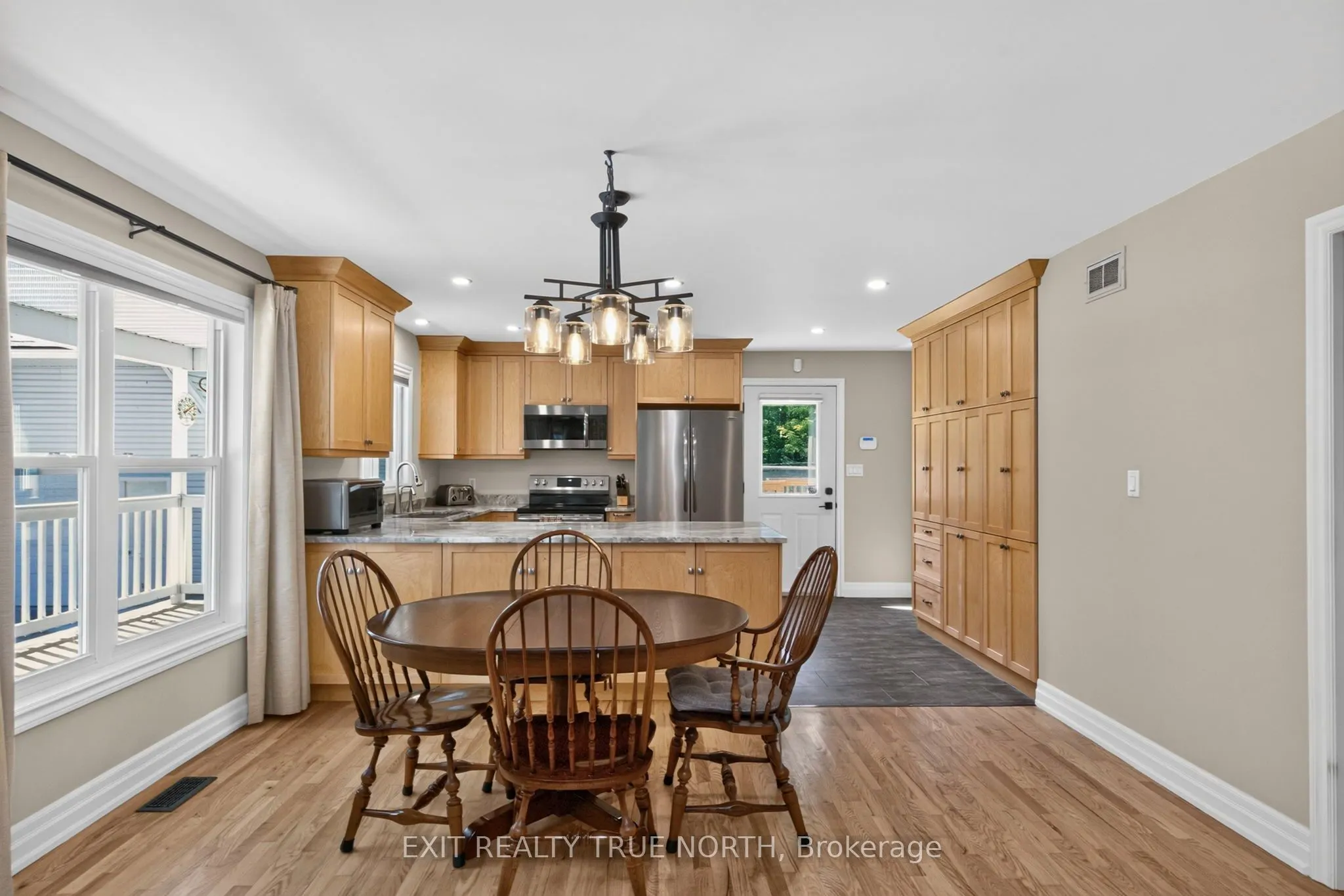 460 Concession Rd 13 E