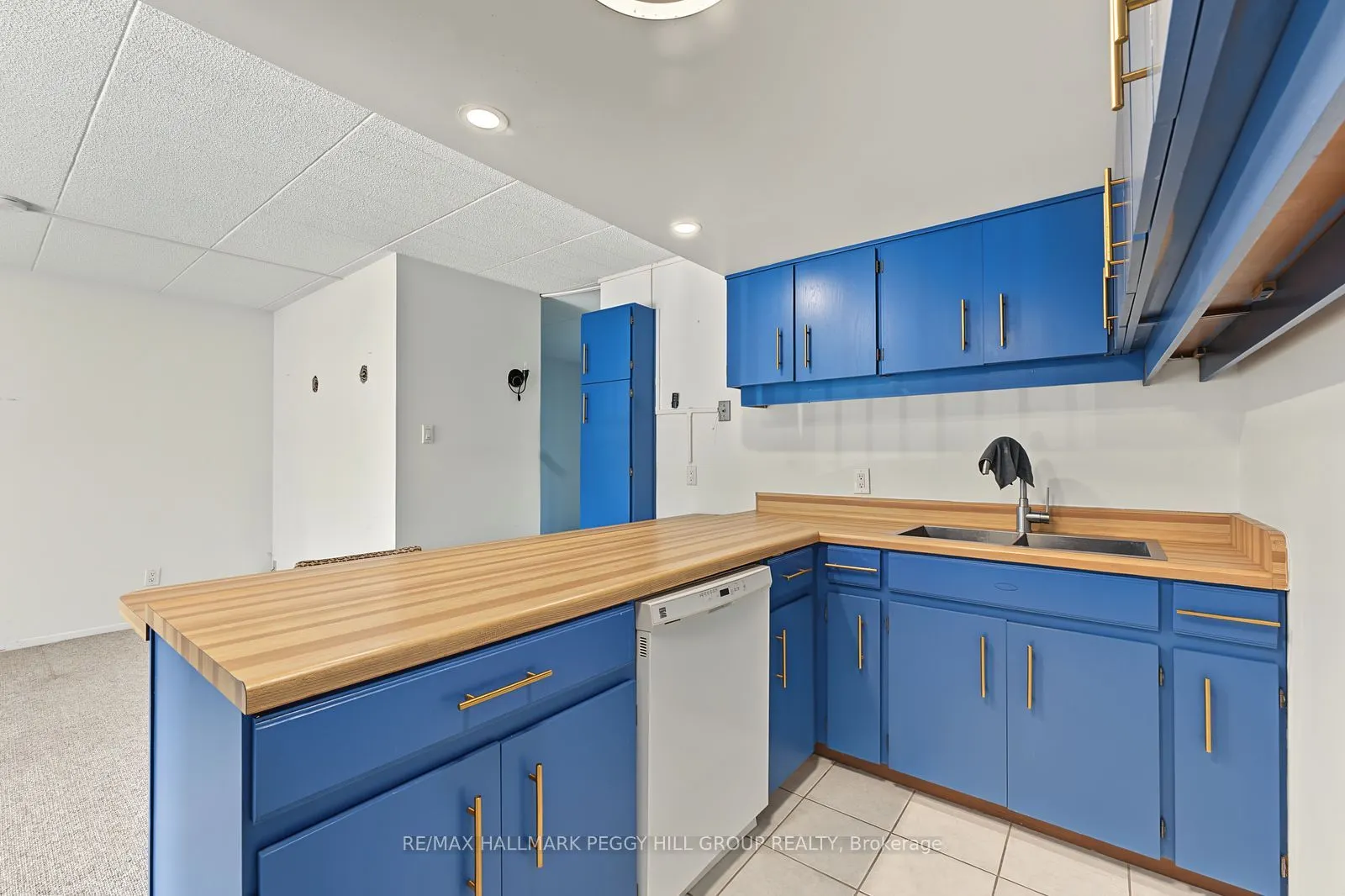 1102 Horseshoe Valley Road W #215