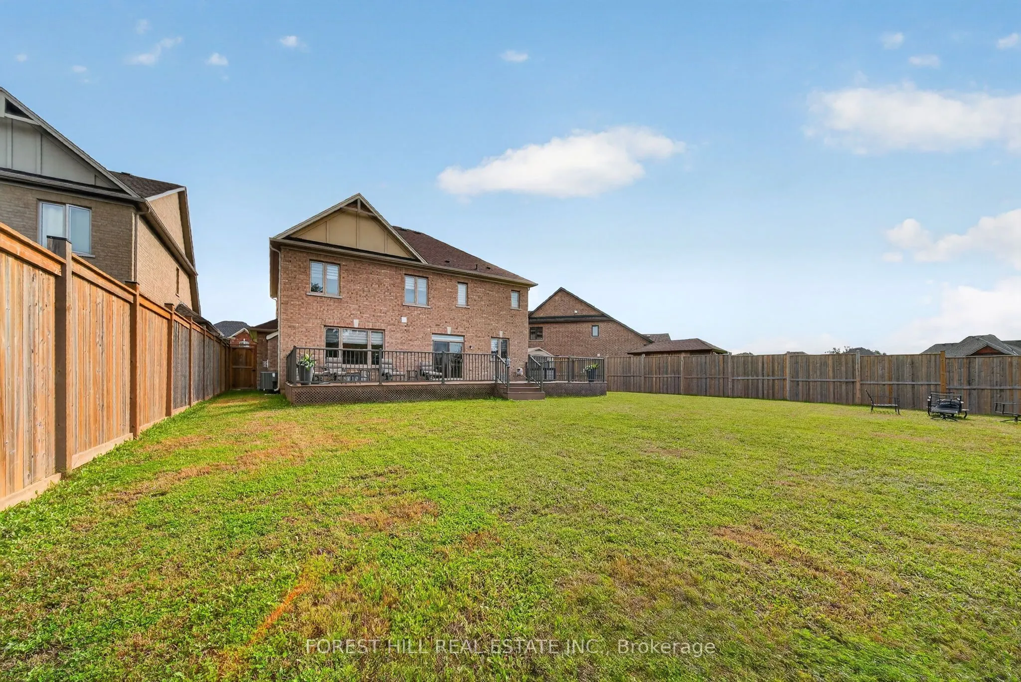 37 Rugman Crescent