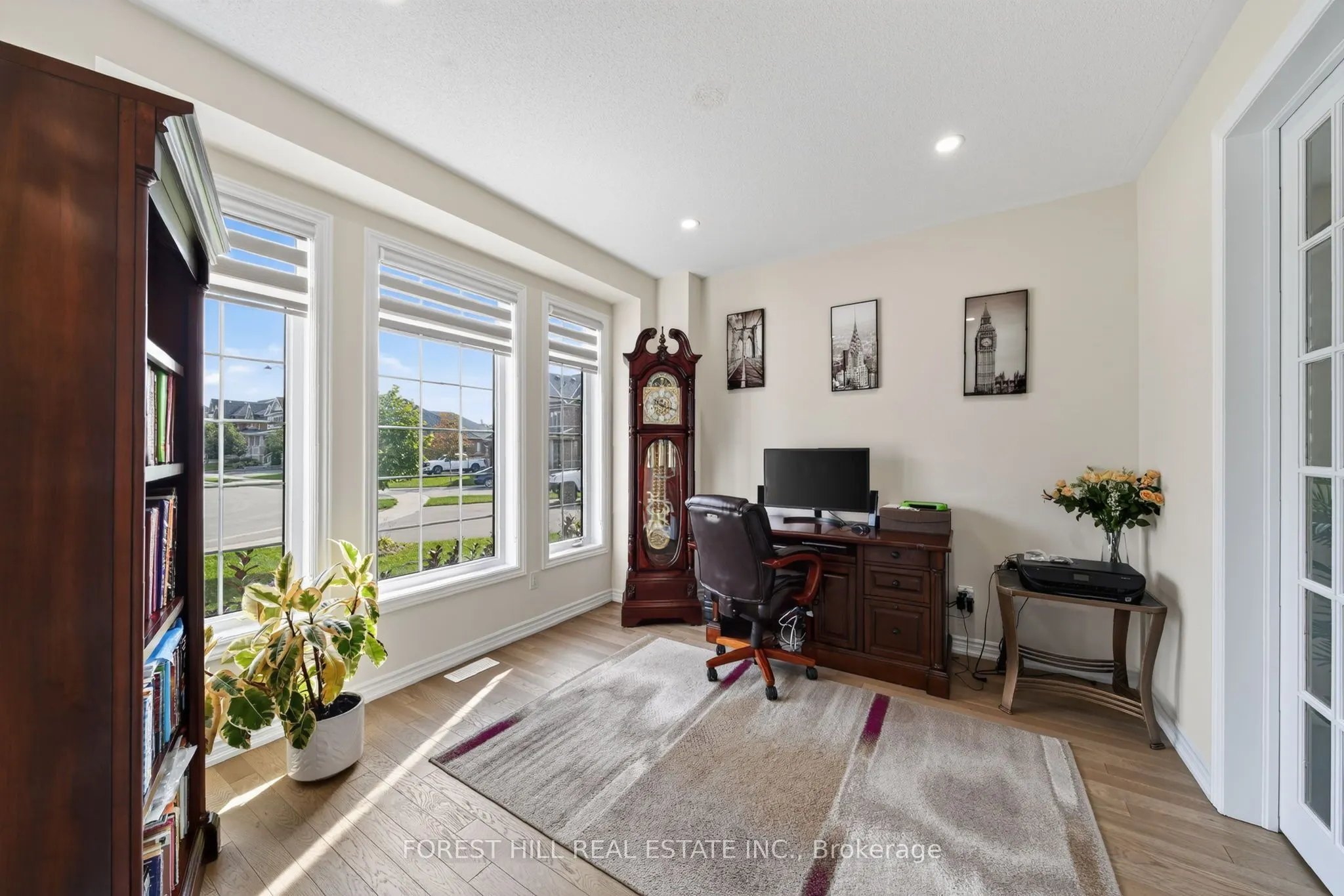 37 Rugman Crescent