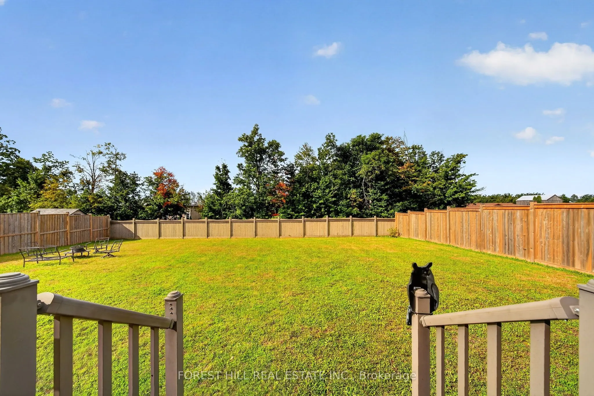 37 Rugman Crescent