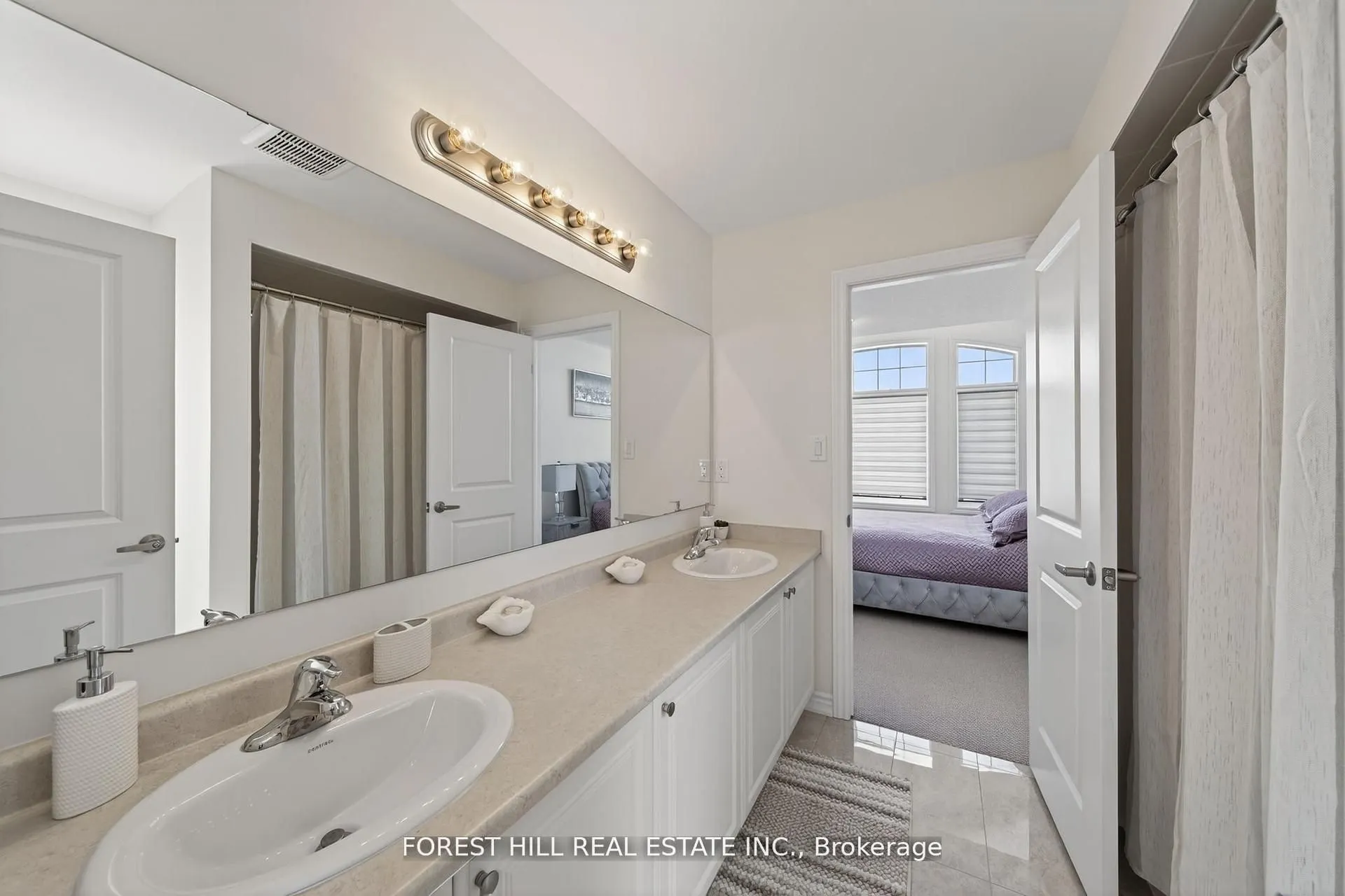 37 Rugman Crescent