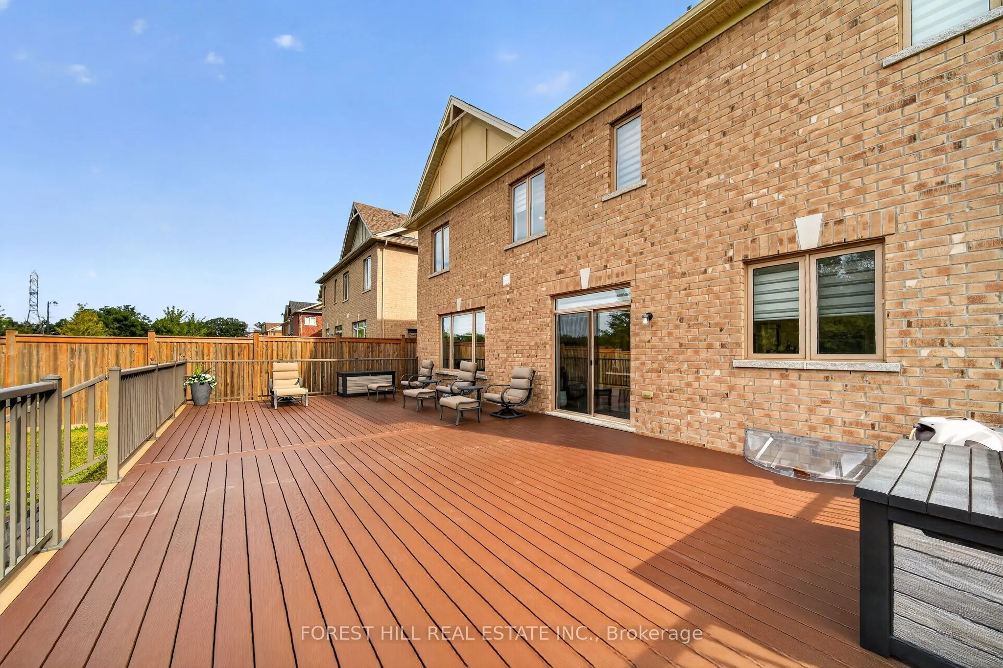 37 Rugman Crescent