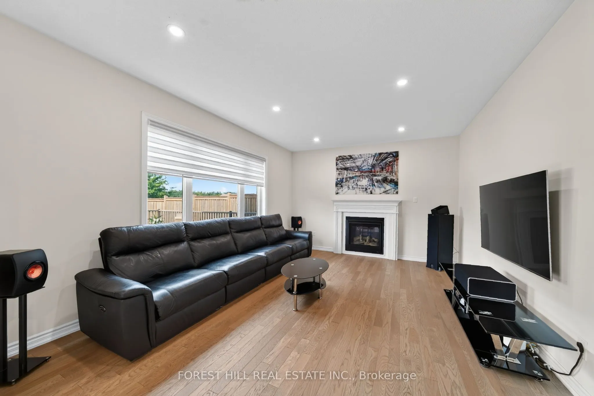 37 Rugman Crescent